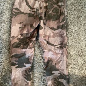Cabelas Camo Merino Pants